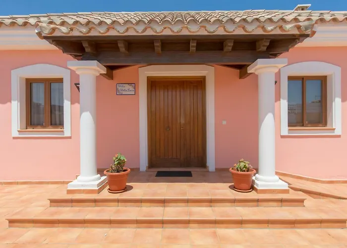 Villa Bella Lucia 1. Piscina Climatizada, Wifi, Bbq.